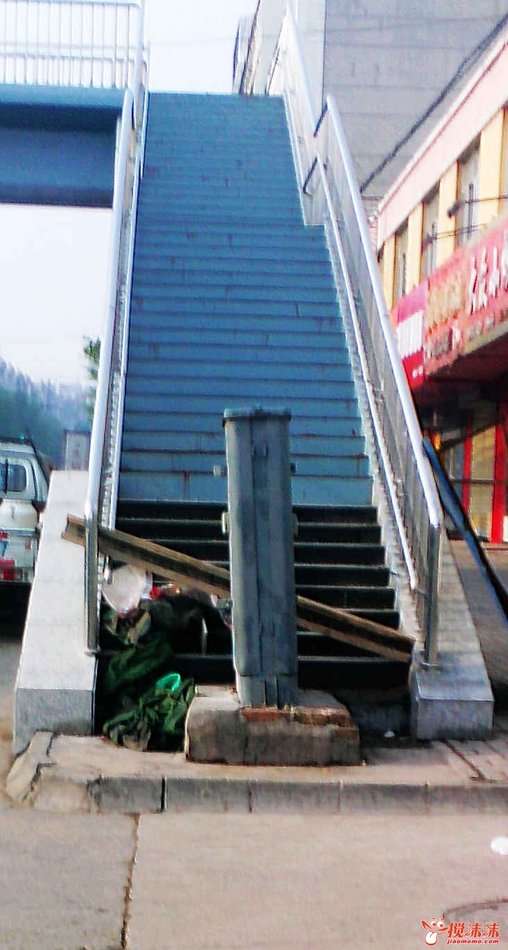 YP0182.jpg