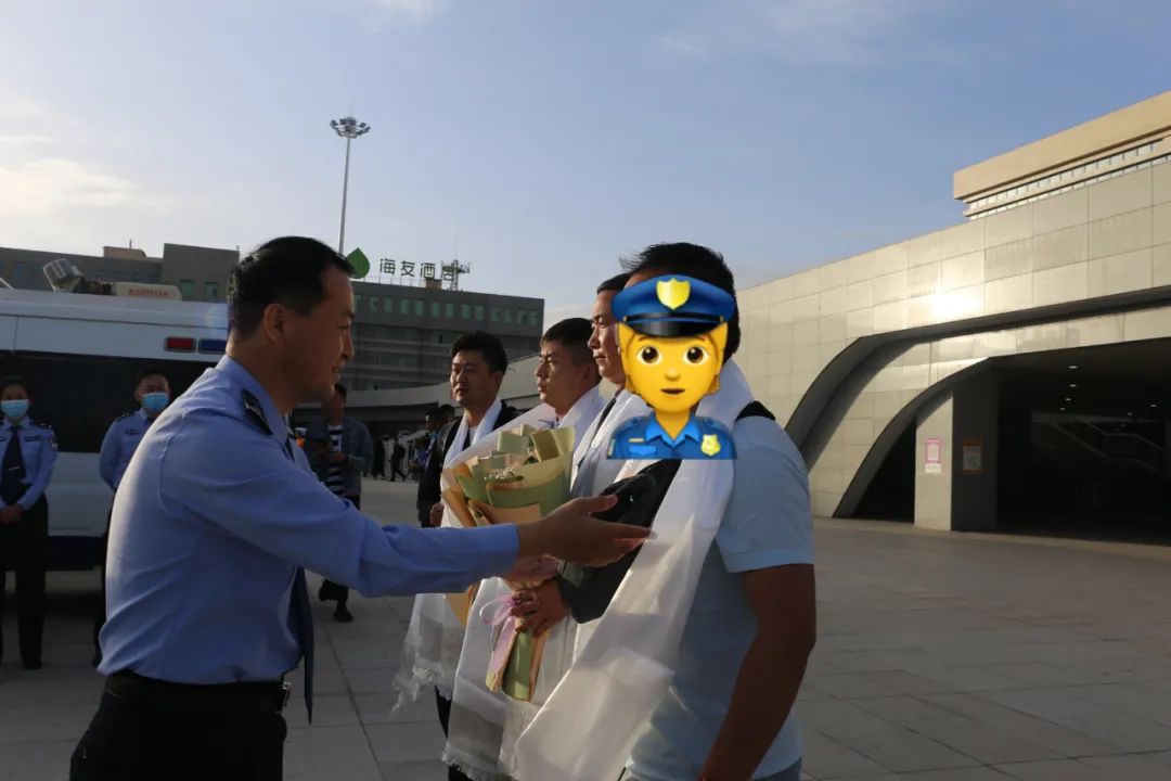 174010e94igdqm2i4f9mk0.jpeg